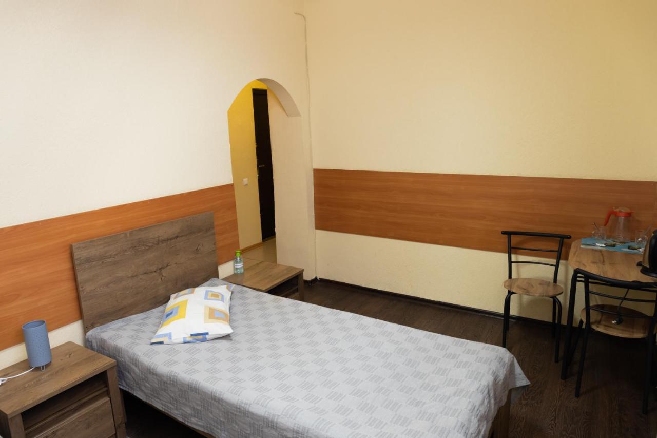 Central Bus Station Hotel Dniepropietrowsk Zewnętrze zdjęcie